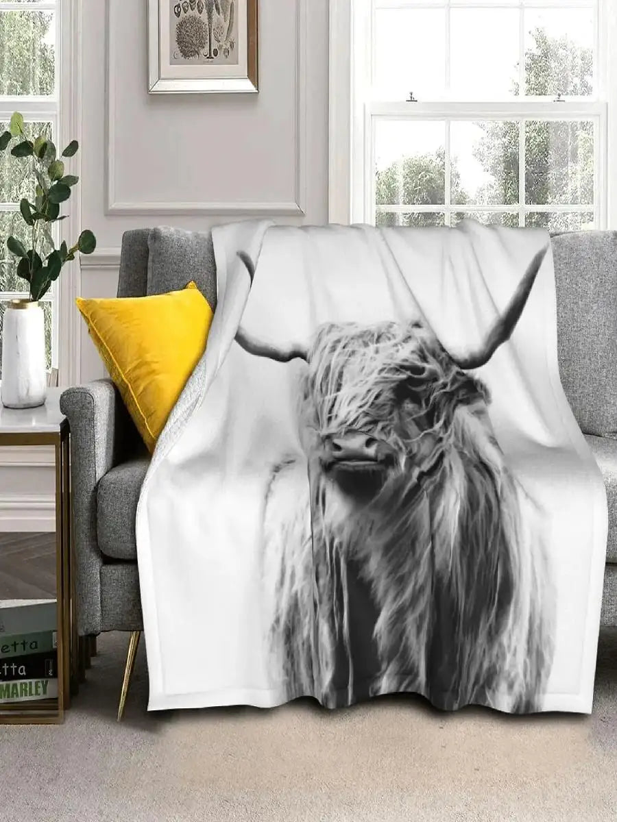 Highland Cow Plush Throw Blanket – Ultra-Soft Cozy Fleece (3 Designs)